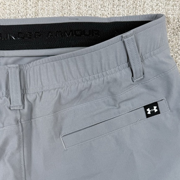 Under Armour Men's 34 Gray 9" Match Play Stretch Waist Golf Shorts - Picture 1 of 7